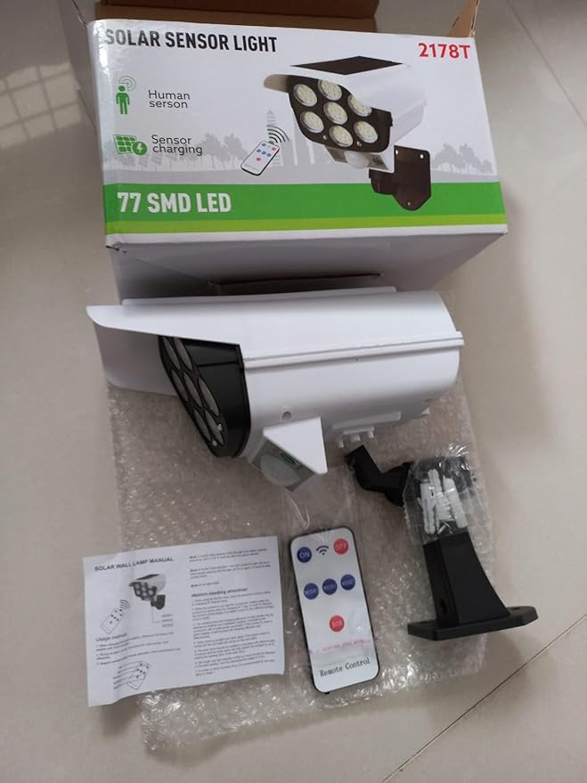 LAMPARA SOLAR TIPO CAMARA DE VIGILANCIA